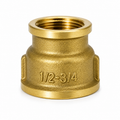 Mufa redusa alama 3/4" x 1/2"